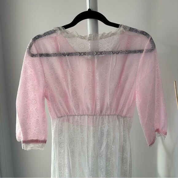 Vintage Ruffled Pink and White Lace  Dress - Picture 10 of 16